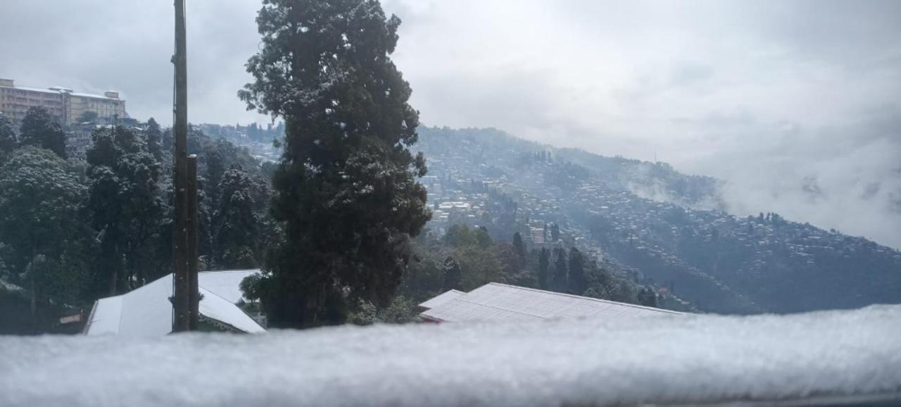 Darjeeling Homestay Nyano Ghar Ngoại thất bức ảnh